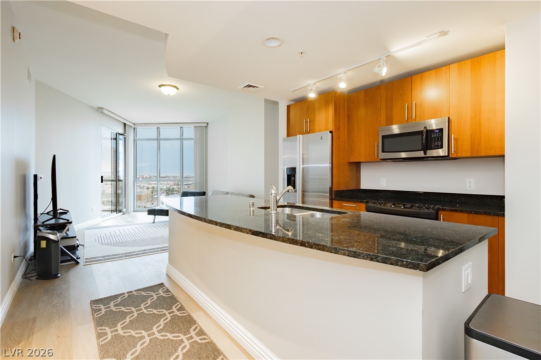 200 West Sahara Avenue 910 Property Photo 11