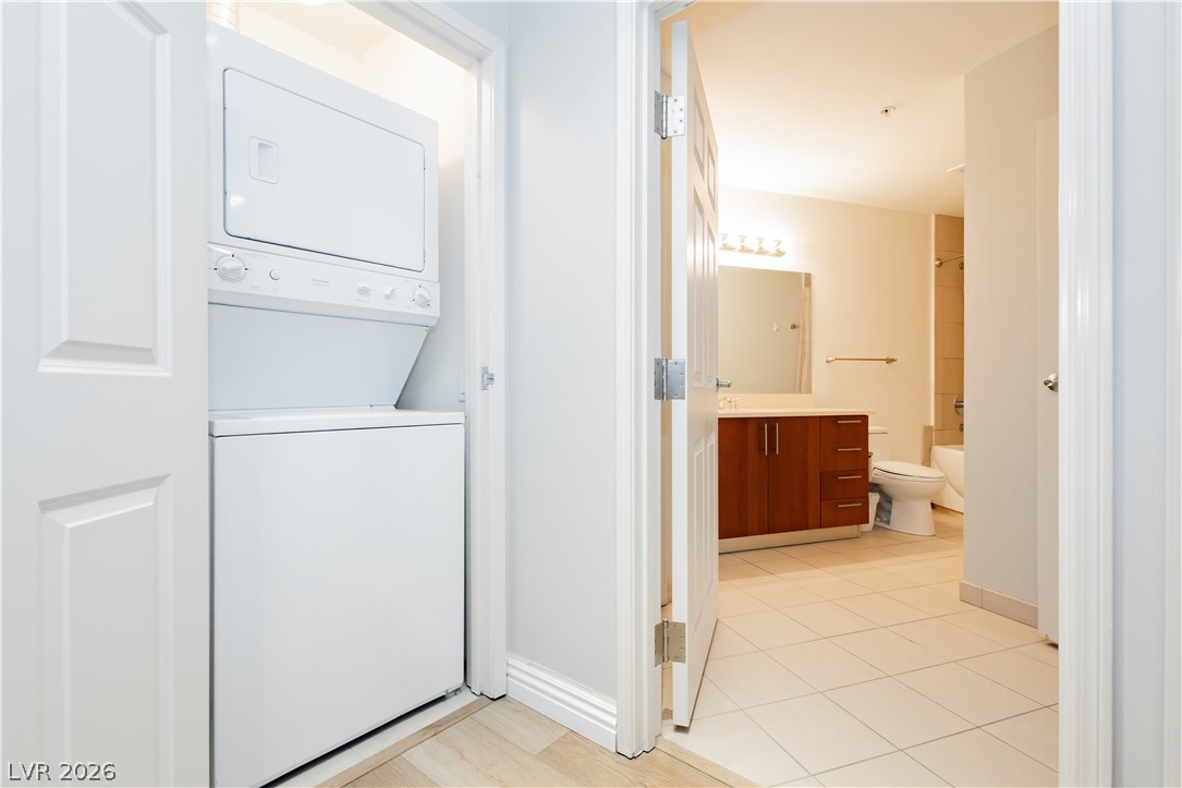 200 West Sahara Avenue 910 Property Photo 15