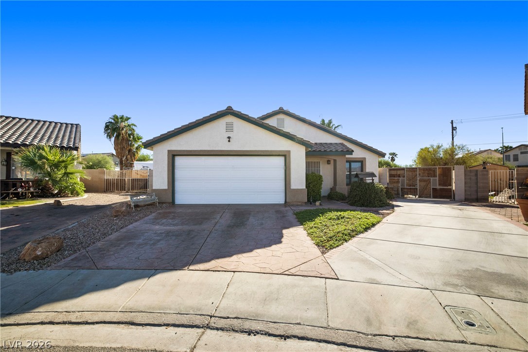 3611 Russian Olive Street Property Photo 1
