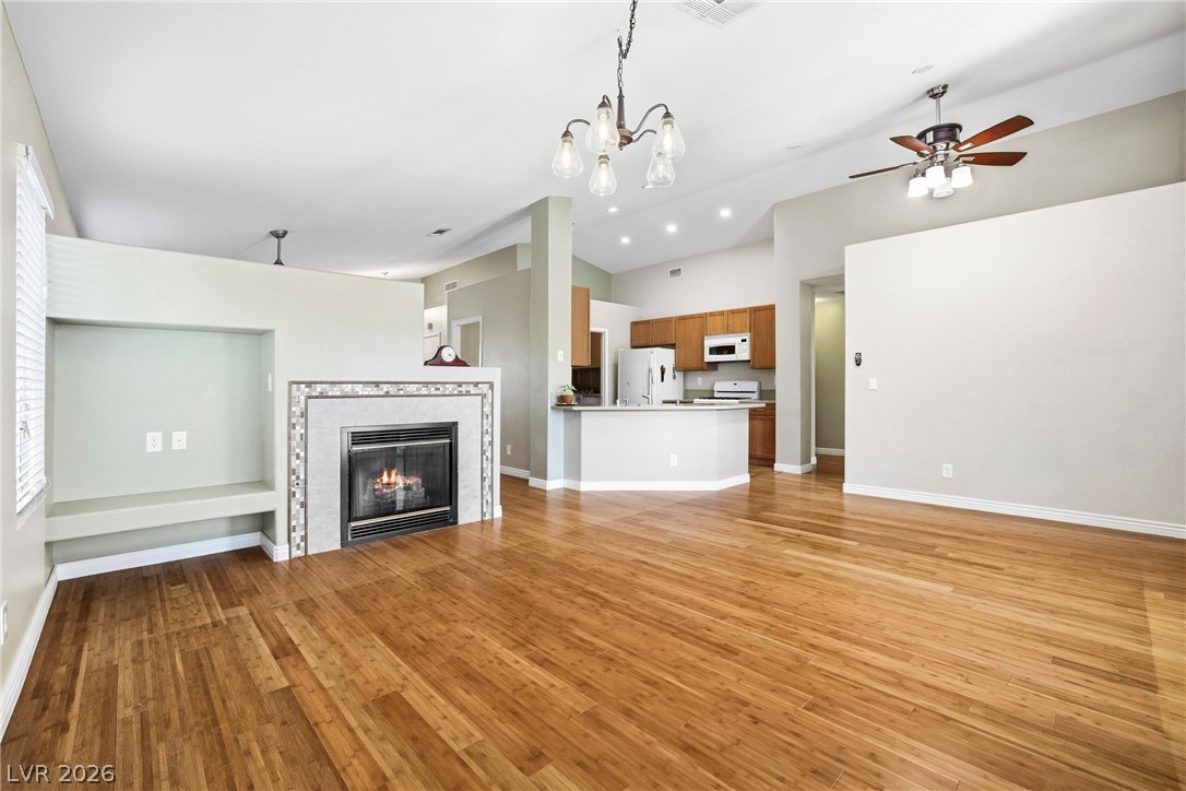 3611 Russian Olive Street Property Photo 3