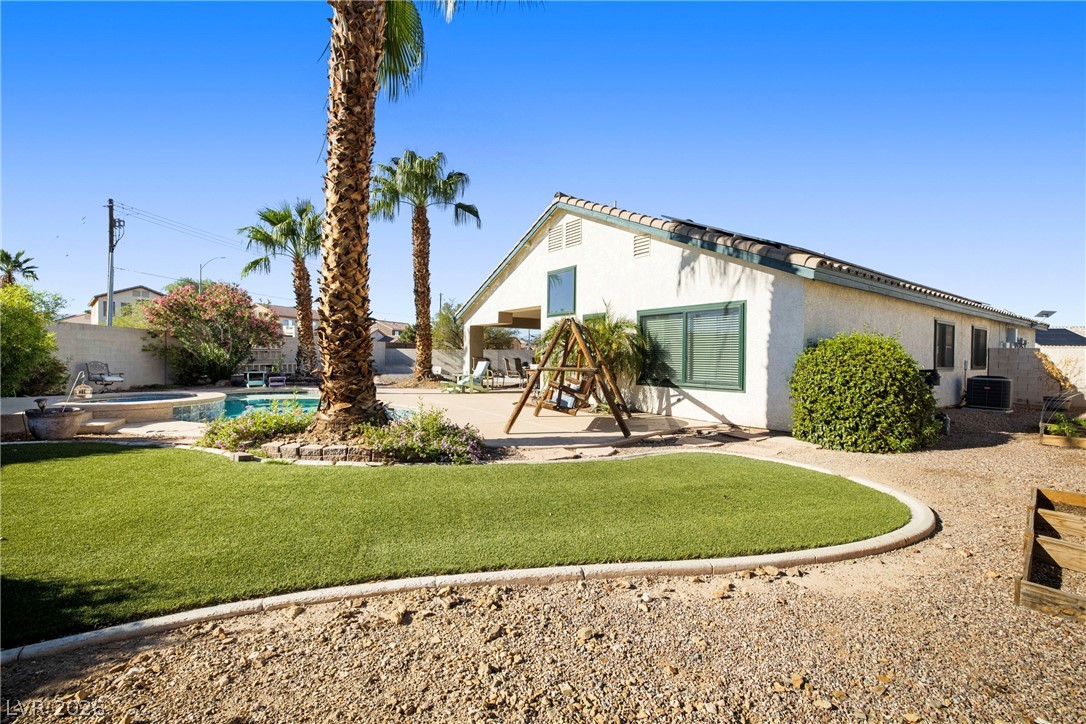 3611 Russian Olive Street Property Photo 26