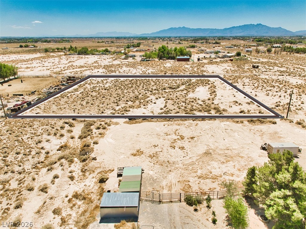 1650 West Bluebird Avenue Property Photo 10
