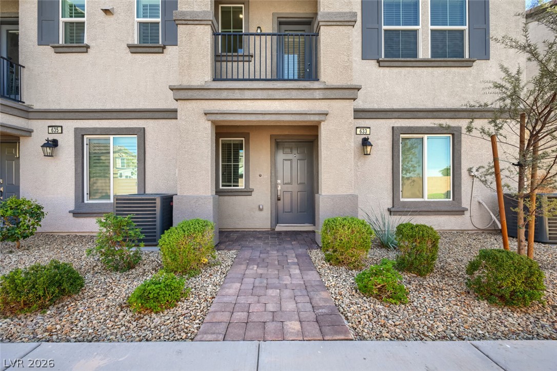 633 Sedum Avenue Property Photo 2