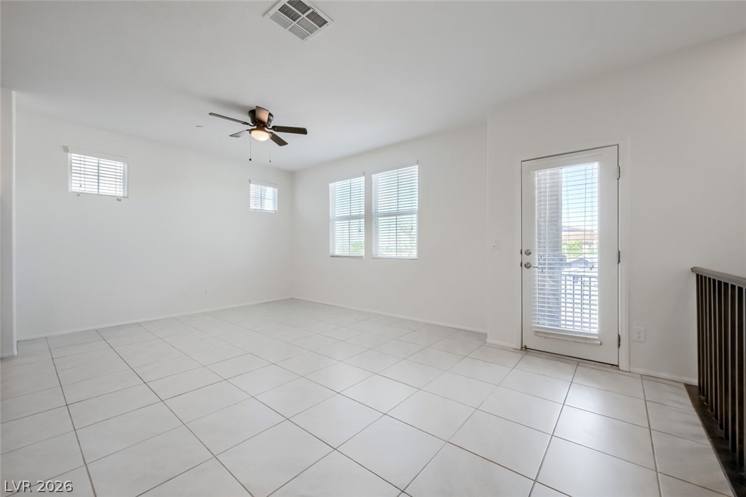 633 Sedum Avenue Property Photo 3