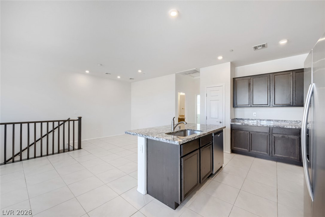 633 Sedum Avenue Property Photo 8