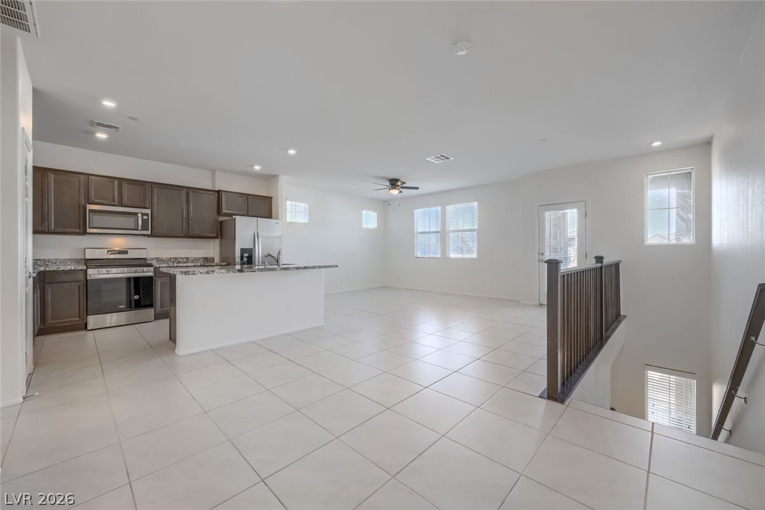 633 Sedum Avenue Property Photo 10