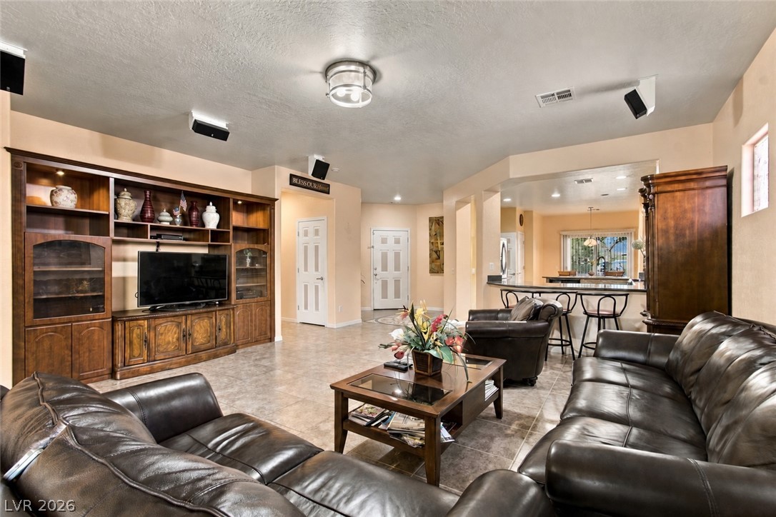 3922 Welsh Pony Street Property Photo 5