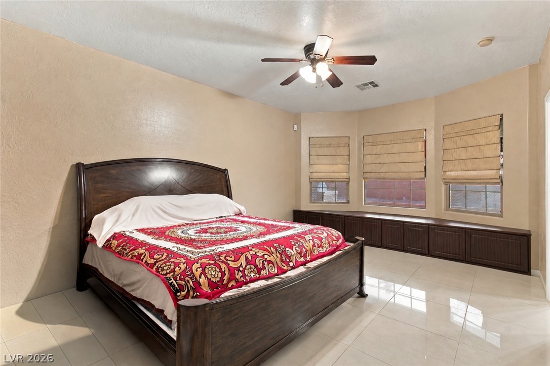 3922 Welsh Pony Street Property Photo 9