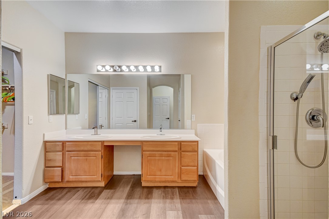 8798 Beacon Harbor Avenue Property Photo 25