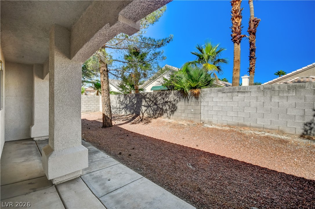 8798 Beacon Harbor Avenue Property Photo 33