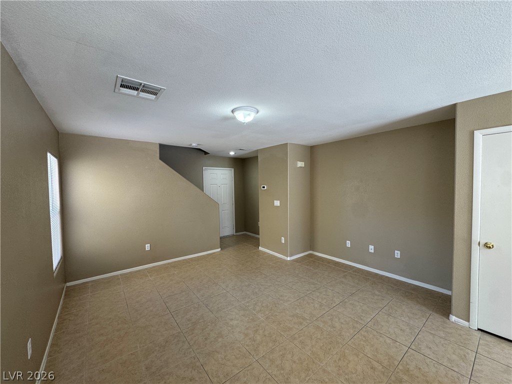 4248 Dixieland Court Property Photo 3