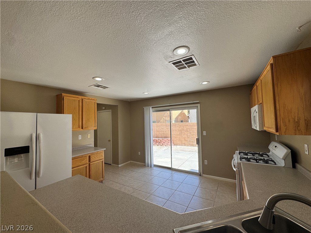 4248 Dixieland Court Property Photo 6