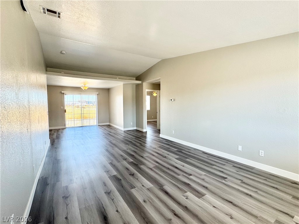 1030 Marne Court C Property Photo 2