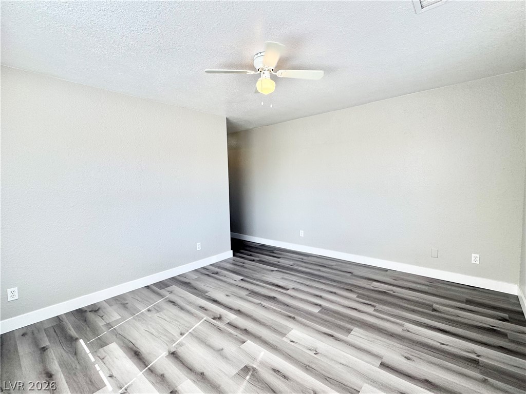 1030 Marne Court C Property Photo 5