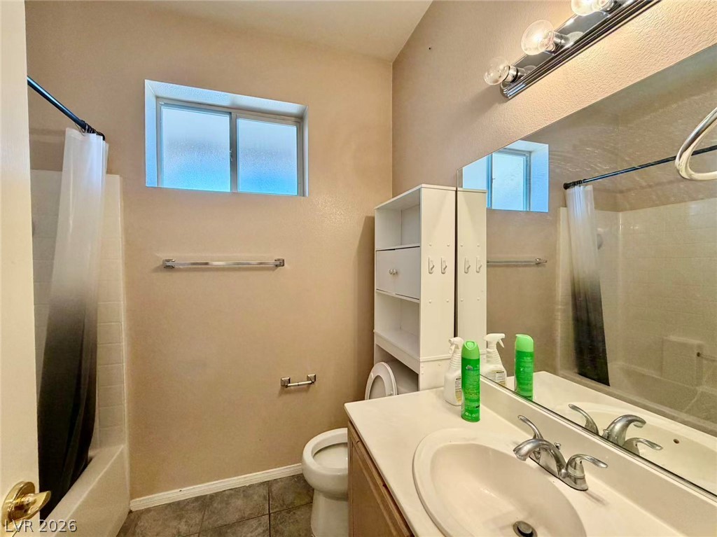 2467 Sheltered Meadows Lane Property Photo 9