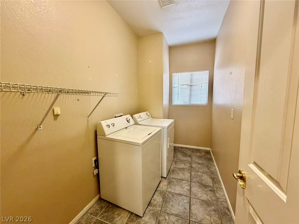 2467 Sheltered Meadows Lane Property Photo 10
