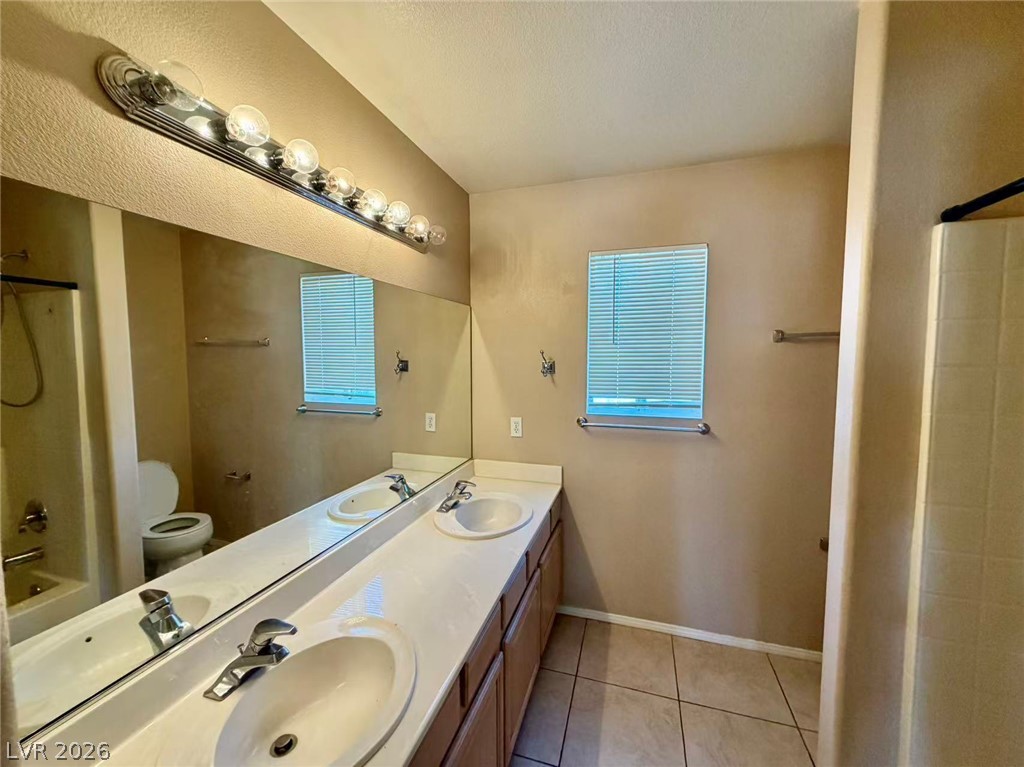 2467 Sheltered Meadows Lane Property Photo 16