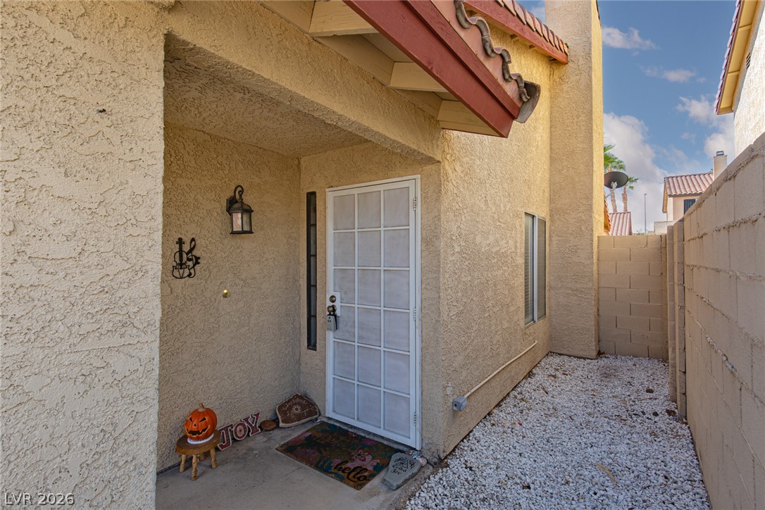 6705 Waterville Circle Property Photo 4