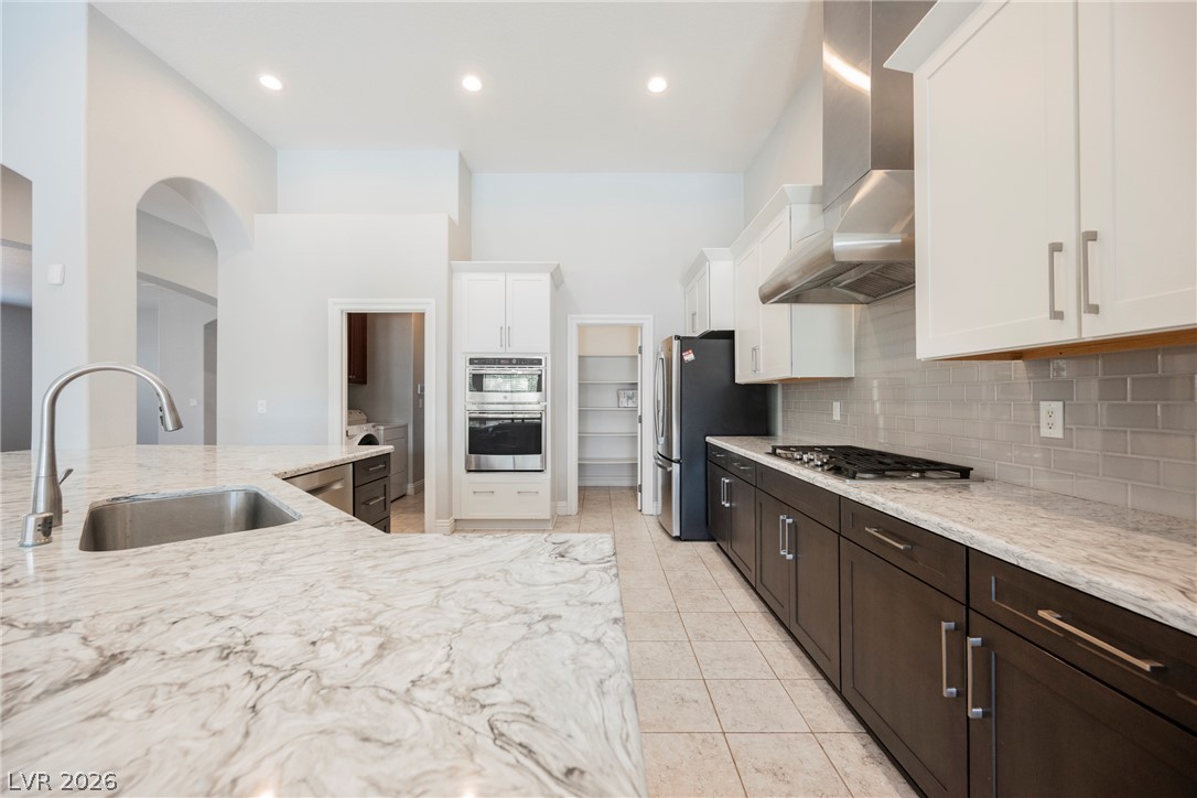 1409 Romanesca Drive Property Photo 10