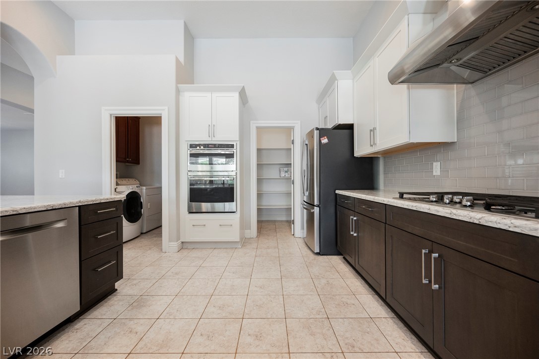1409 Romanesca Drive Property Photo 11
