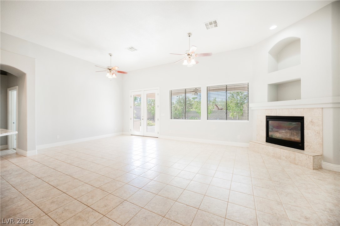 1409 Romanesca Drive Property Photo 14