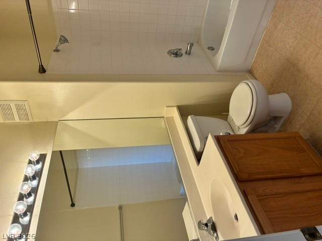 9901 Trailwood Drive 2164 Property Photo 11