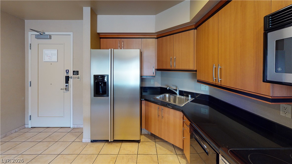 211 East Flamingo Road 202 Property Photo 4