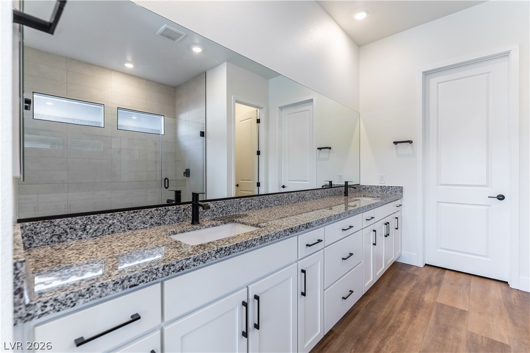 351 Portus Delphini Court Property Photo 15