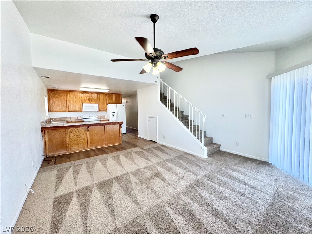 460 Comstock Street Property Photo 9