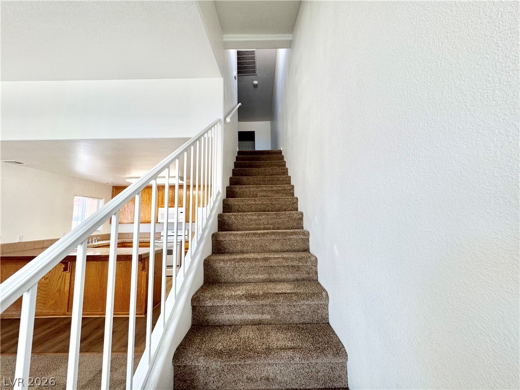460 Comstock Street Property Photo 10