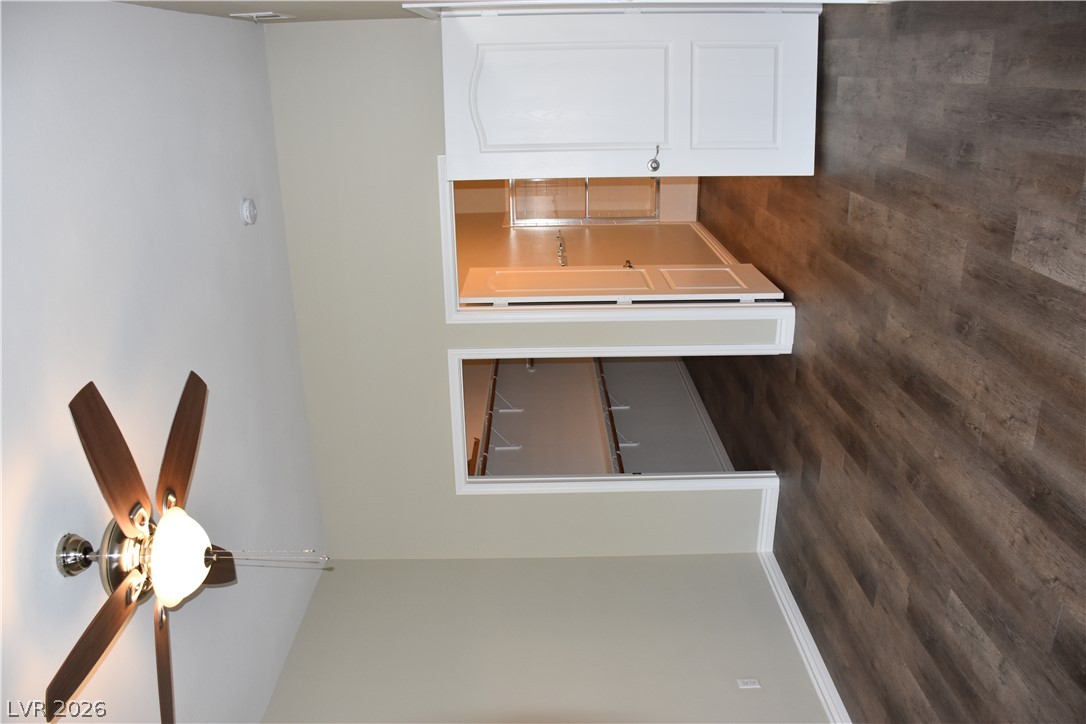 700 Carnegie Street 4111 Property Photo 10