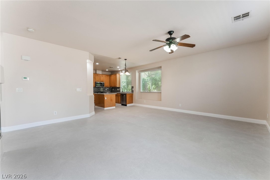 10720 Turquoise Valley Property Photo 10
