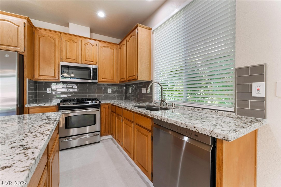 10720 Turquoise Valley Property Photo 13