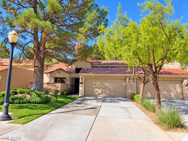 7163 Mission Hills Drive Property Photo 1