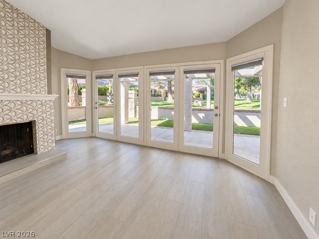 7163 Mission Hills Drive Property Photo 8
