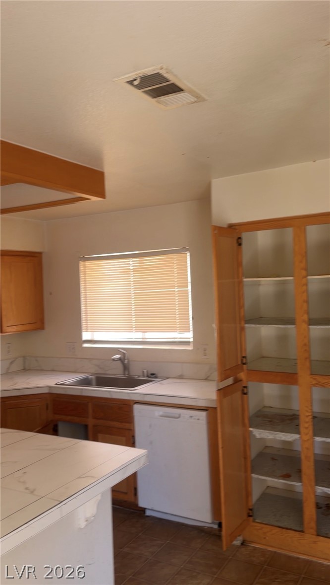6551 Jordan River Drive Property Photo 5