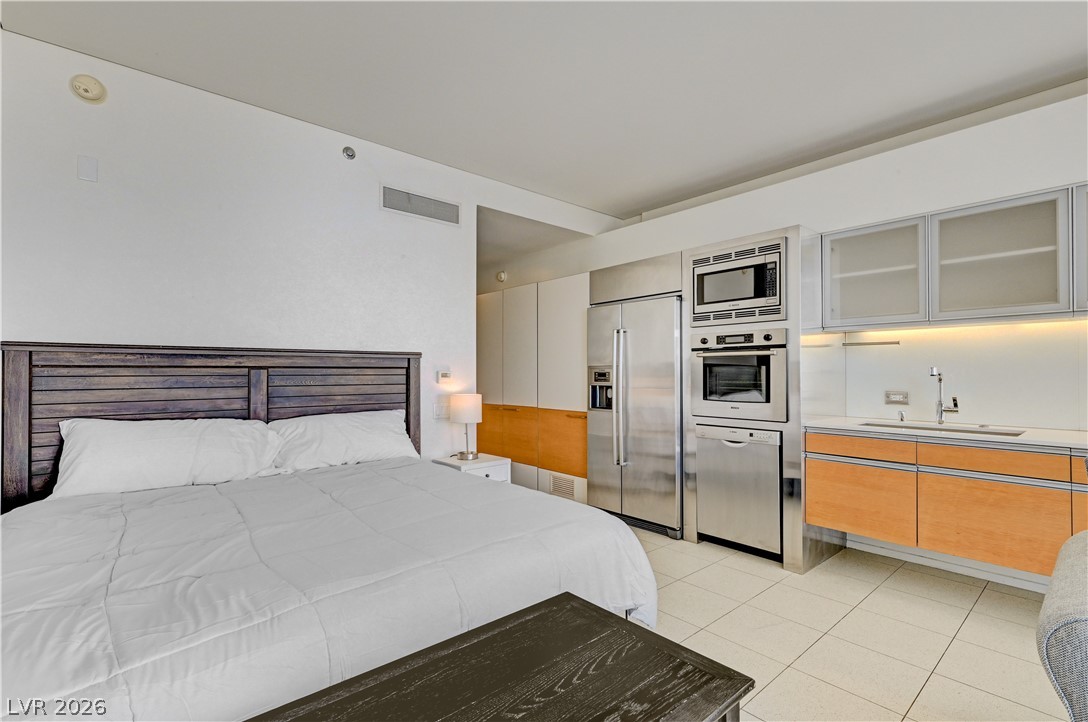 3722 Las Vegas Boulevard 303 Property Photo 8