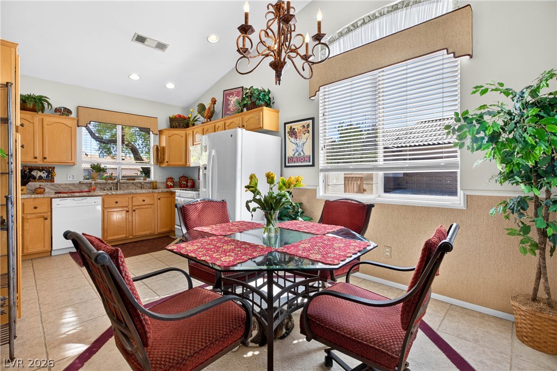 206 Alaska Jade Street Property Photo 27