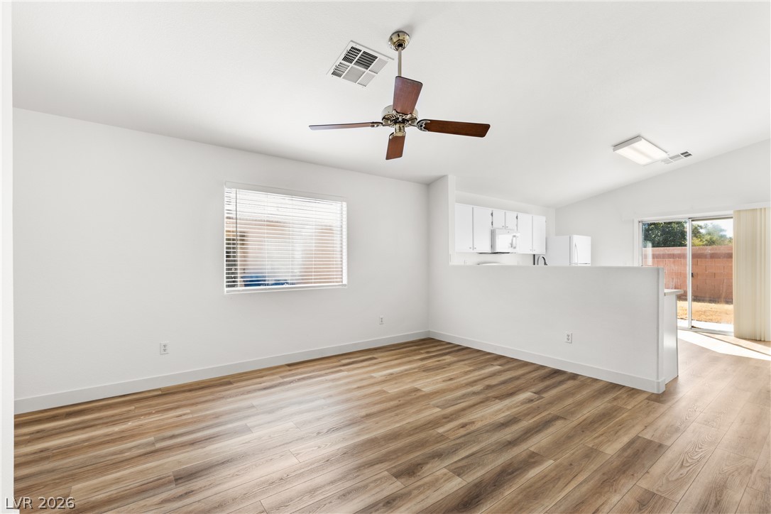 5429 Bridgehampton Avenue Property Photo 7