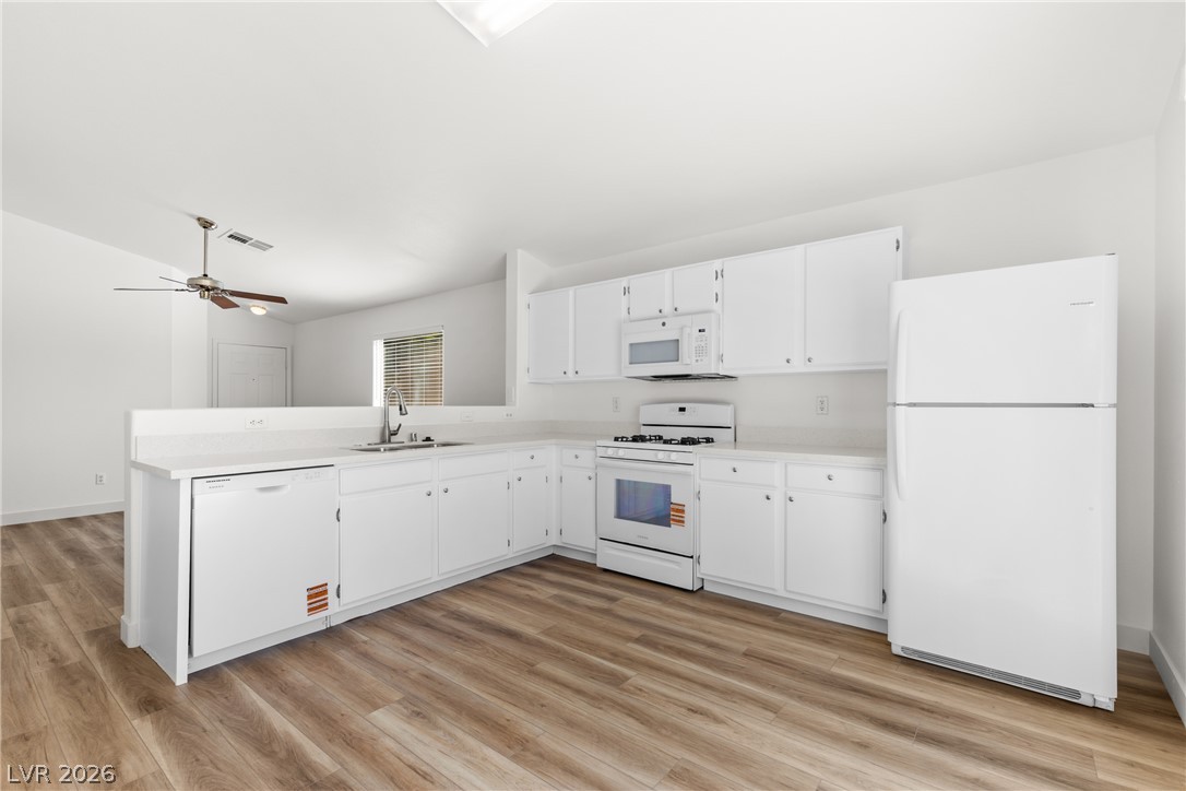 5429 Bridgehampton Avenue Property Photo 12