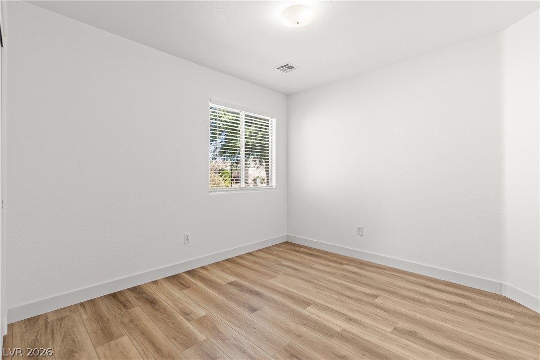 5429 Bridgehampton Avenue Property Photo 24
