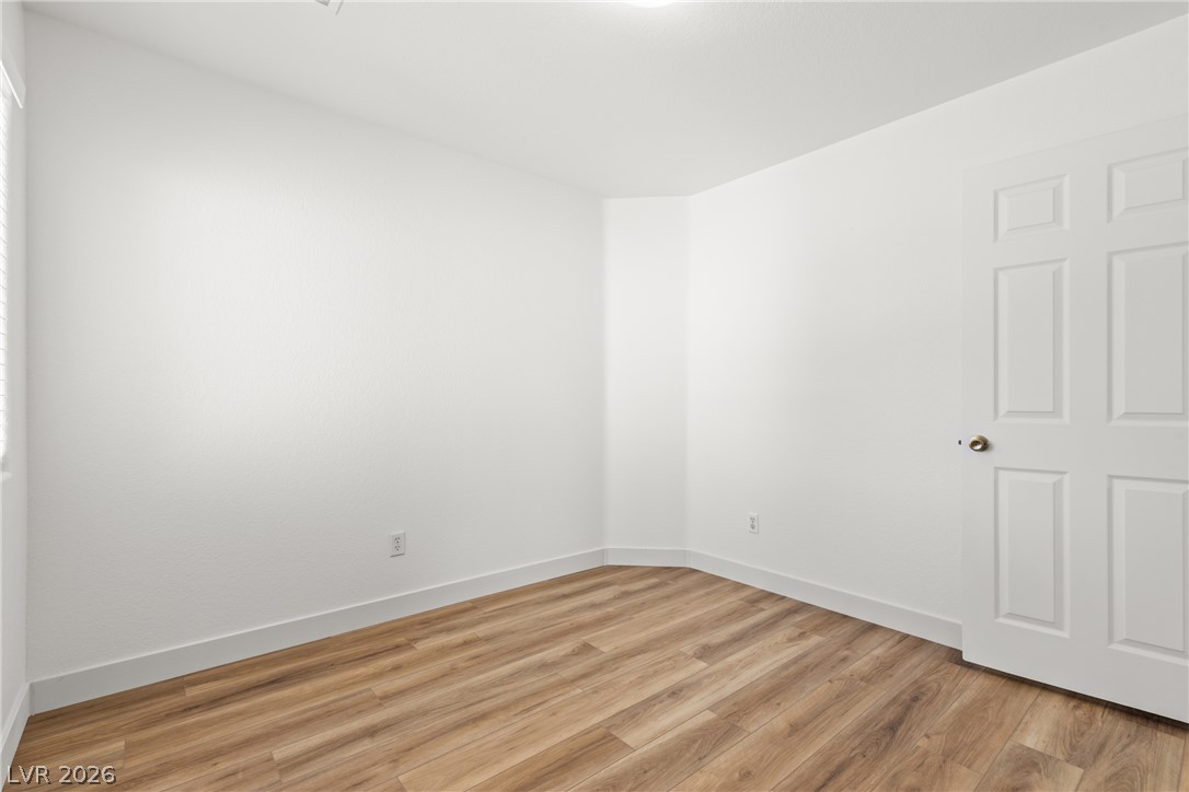 5429 Bridgehampton Avenue Property Photo 27