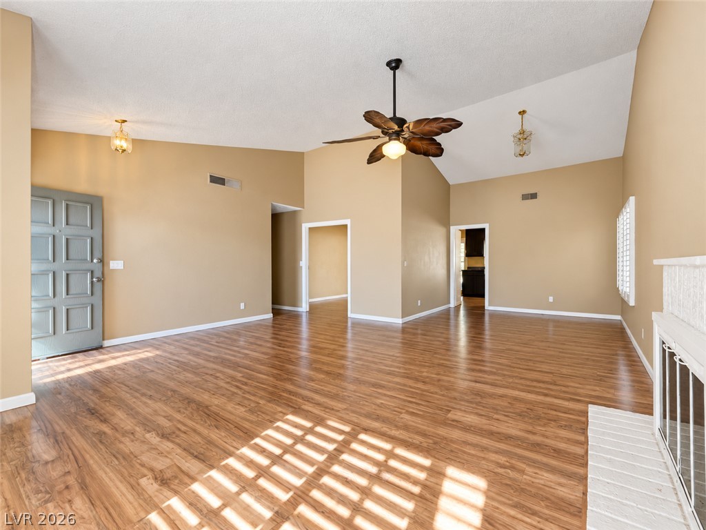 6672 Peachtree Lane Property Photo 7