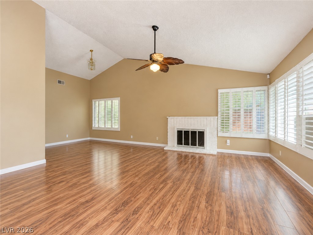 6672 Peachtree Lane Property Photo 8