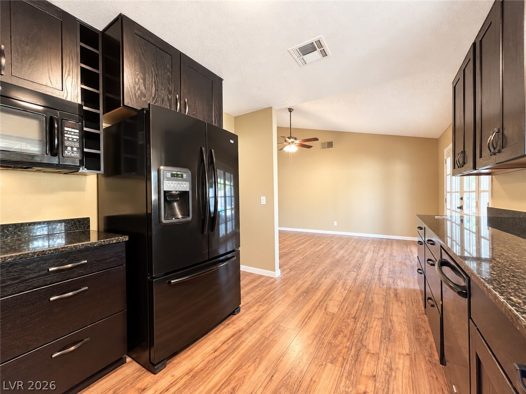 6672 Peachtree Lane Property Photo 12