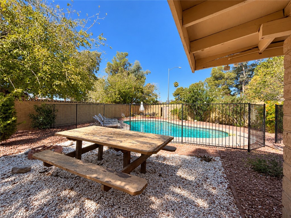 6672 Peachtree Lane Property Photo 31