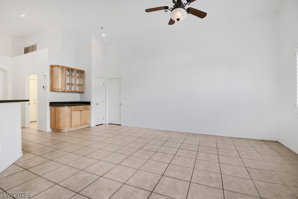 6729 Quarterhorse Lane Property Photo 9
