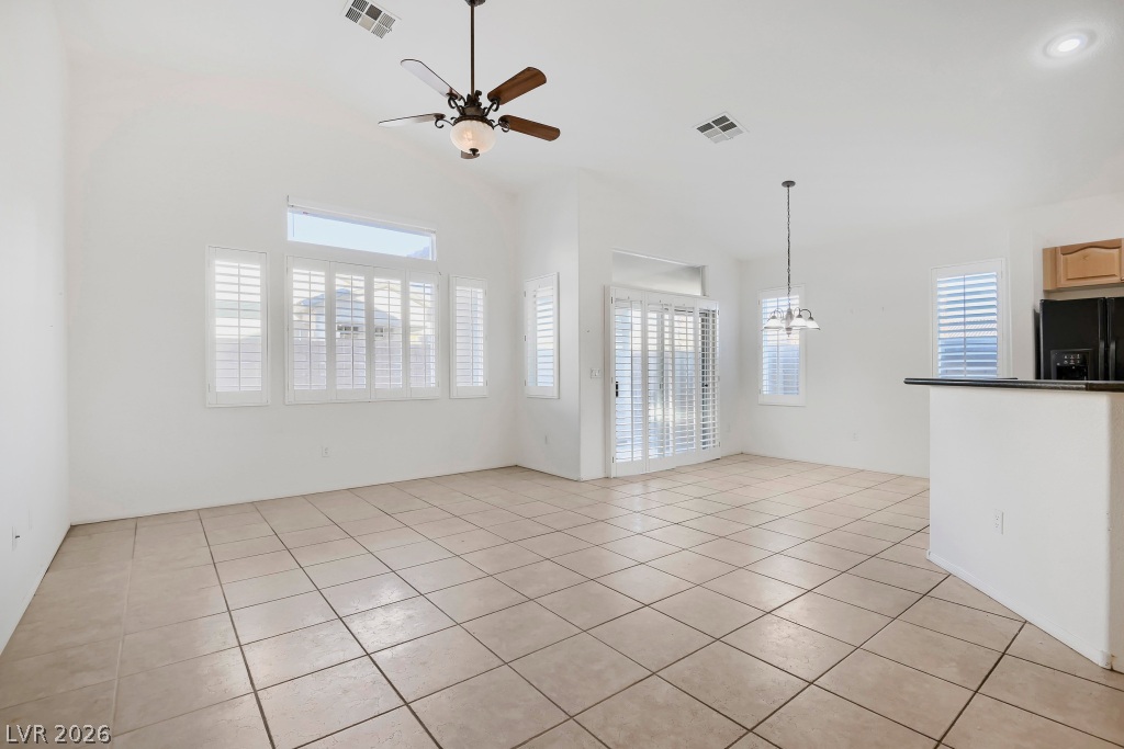 6729 Quarterhorse Lane Property Photo 11