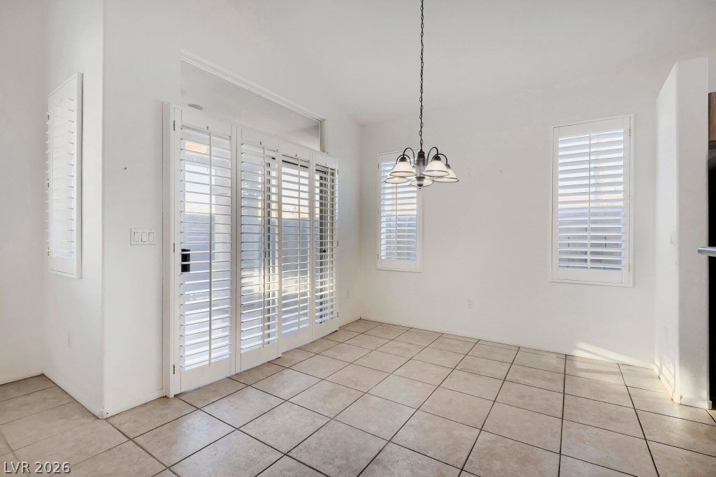 6729 Quarterhorse Lane Property Photo 14