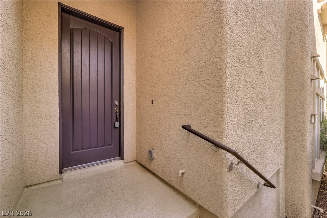 1951 Ardilea Street Property Photo 4